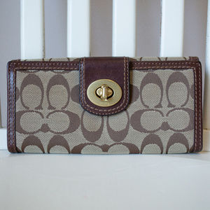Signature Coach Brown Wallet